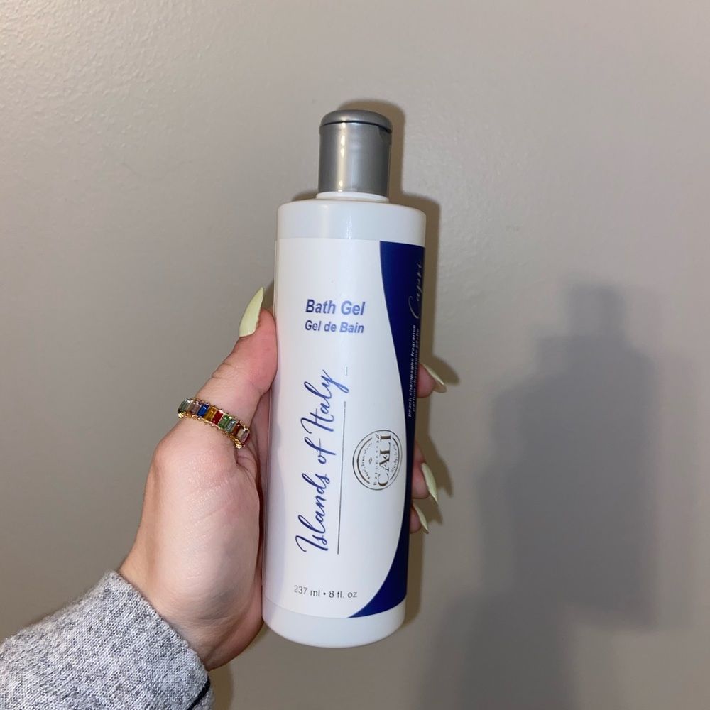 CALI cosmetics body wash